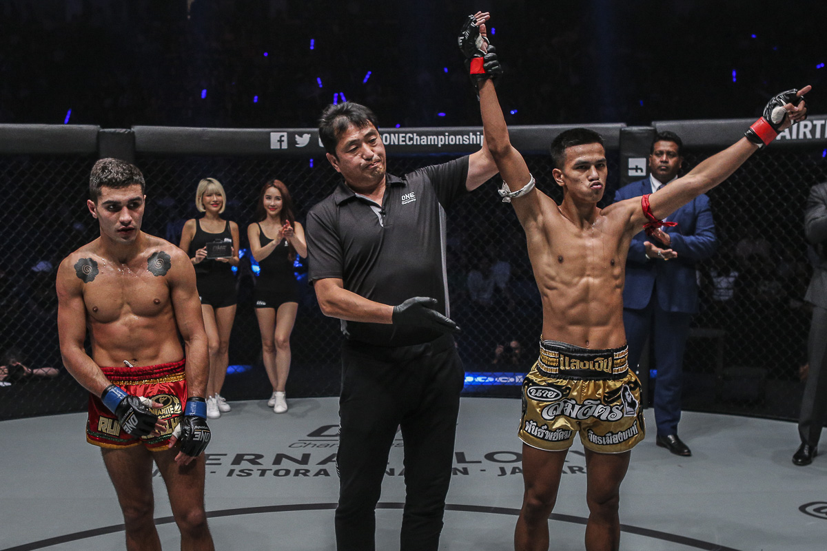 Panpayak Jimuangnon defeats Rui Botelho at ONE: DESTINY OF CHAMPIONS