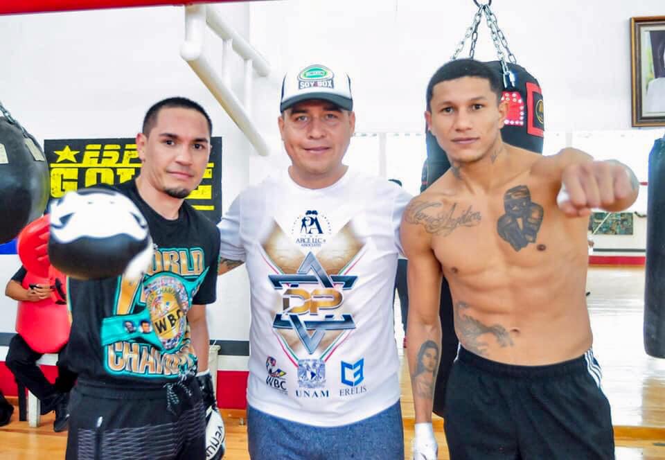 Estrada Intensifies Training for Defense Against Cuadras Oct 23 in Ciudad de México