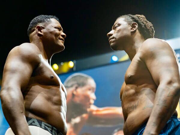 Cuban Luis “King Kong” Ortiz 243.4, “Prince” Charles Martin, 246.2 Ready to Rumble