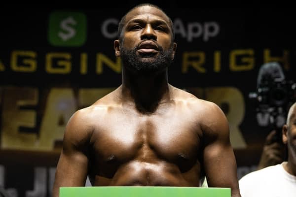 Floyd's coach optimistic that he will risk his undefeated again
