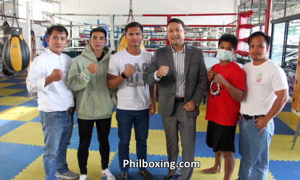 GAB Chair Meets Pinoy Boxers in Thailand